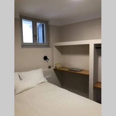 Semesterbostad Petra Stonehouse Near The Port