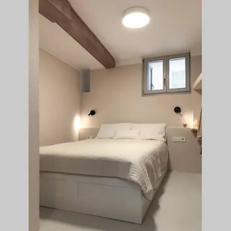 Petra Stonehouse Near The Port Semesterbostad *