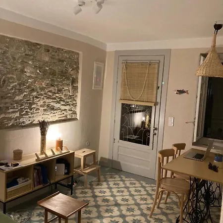 Semesterbostad Petra Stonehouse Near The Port